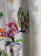 Oriental embroidery gown Made in China