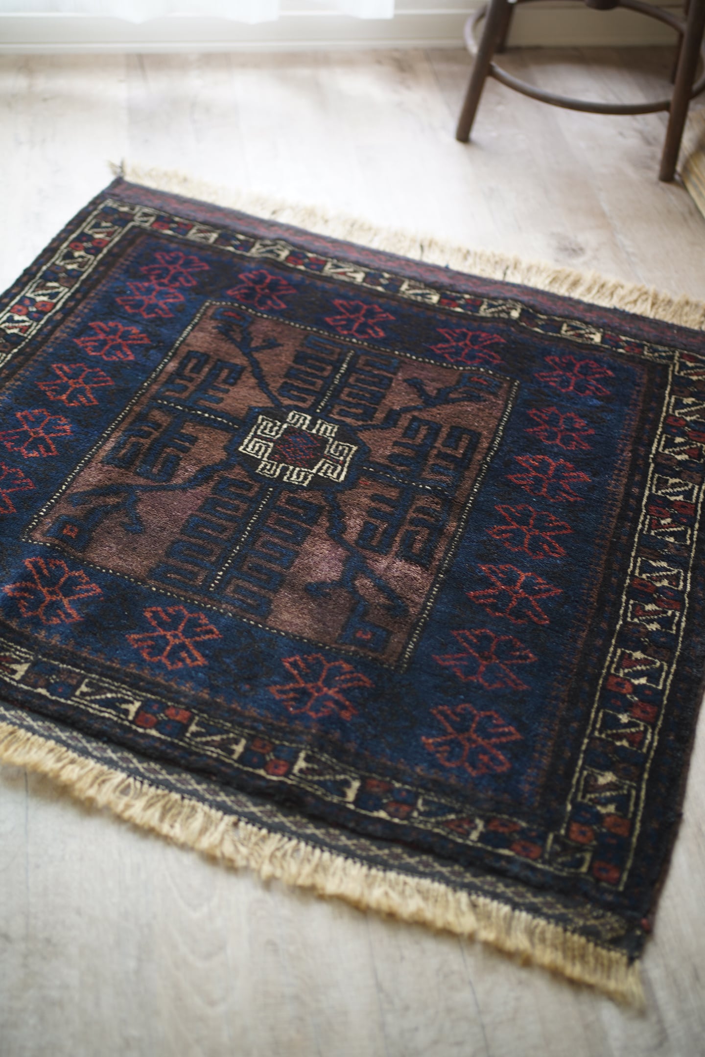 348】Vintage Afghan Baluch rug 1950's - 1960's | ヴィンテージラグ