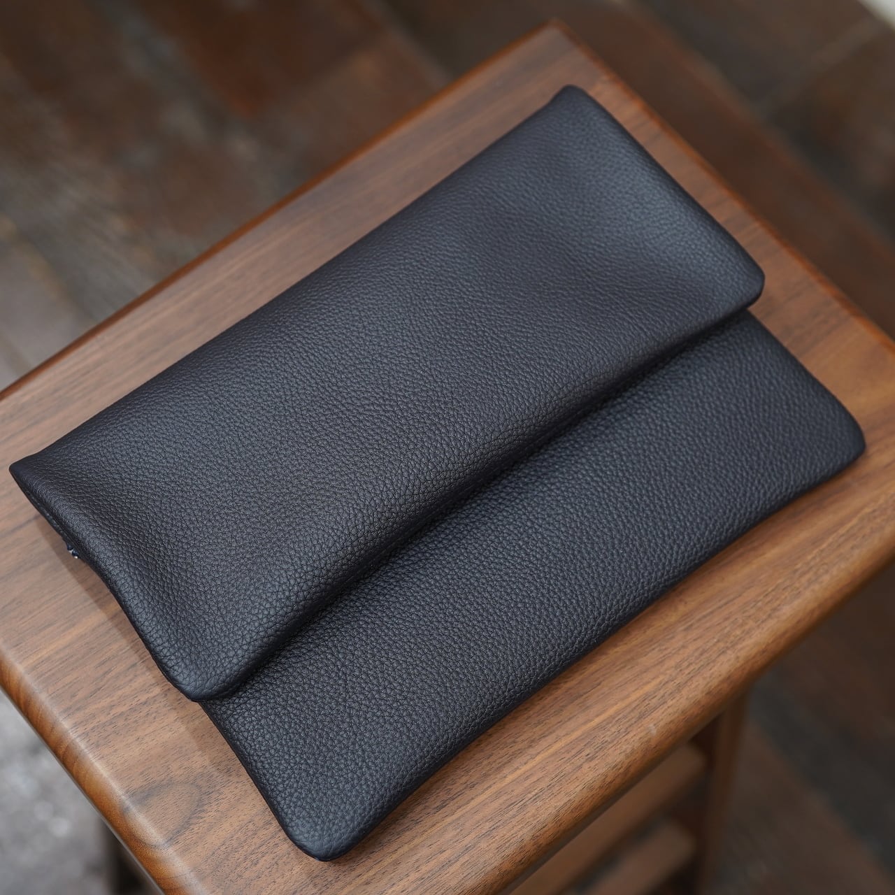 カンダミサコ dumi ポーチ シュランケンカーフ ネイビー | CIRCLE