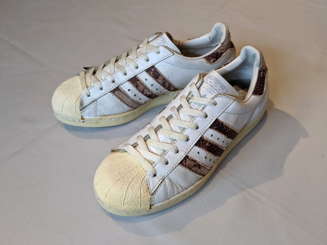 Made in France adidas Super Star Lizard | aeugo