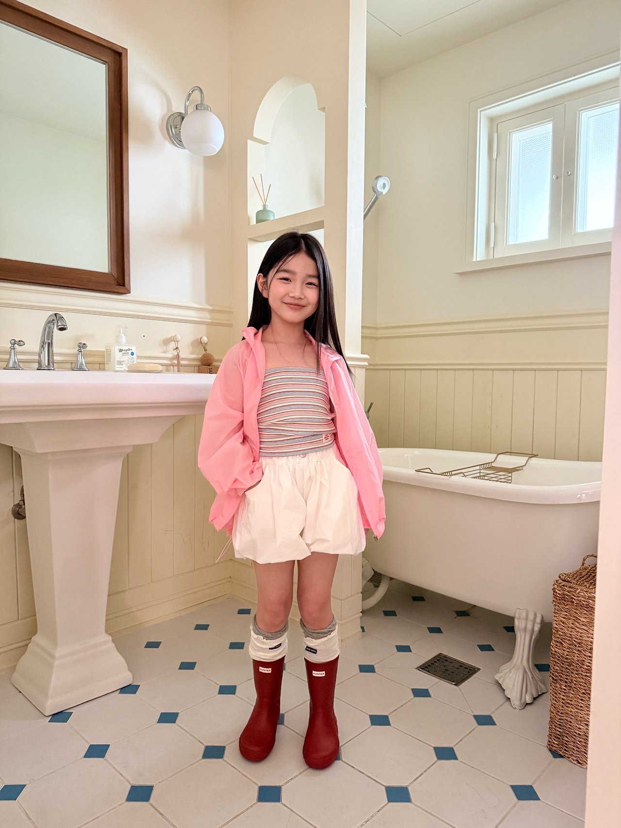[COMMA] Balloon Shorts (140/150) / [콤마] 벌룬반바지 (140/150)