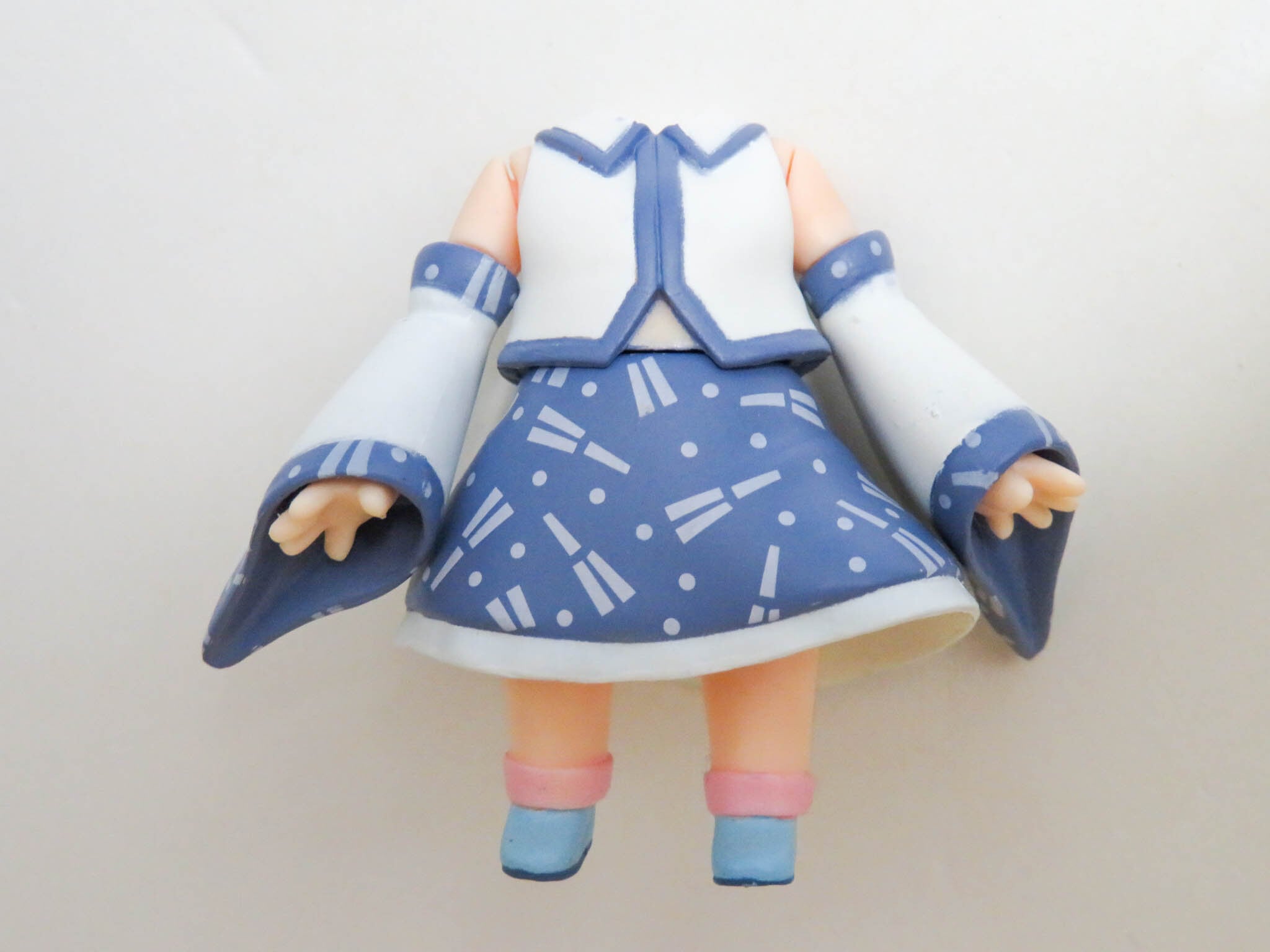 再入荷(A-ランク)【103】 東風谷早苗 体パーツ 巫女服 ねんどろいど