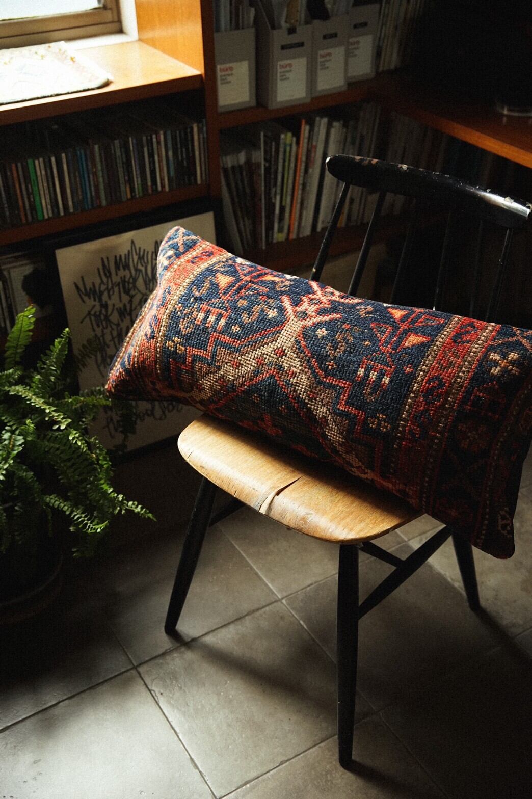 346-Semi Antique bakhtiari rug cushion cover