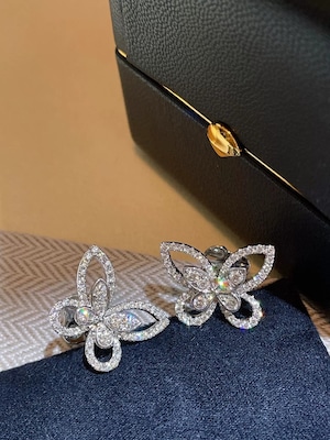 【受注】バタフライモチーフピアス【シルバー・ゴールド】