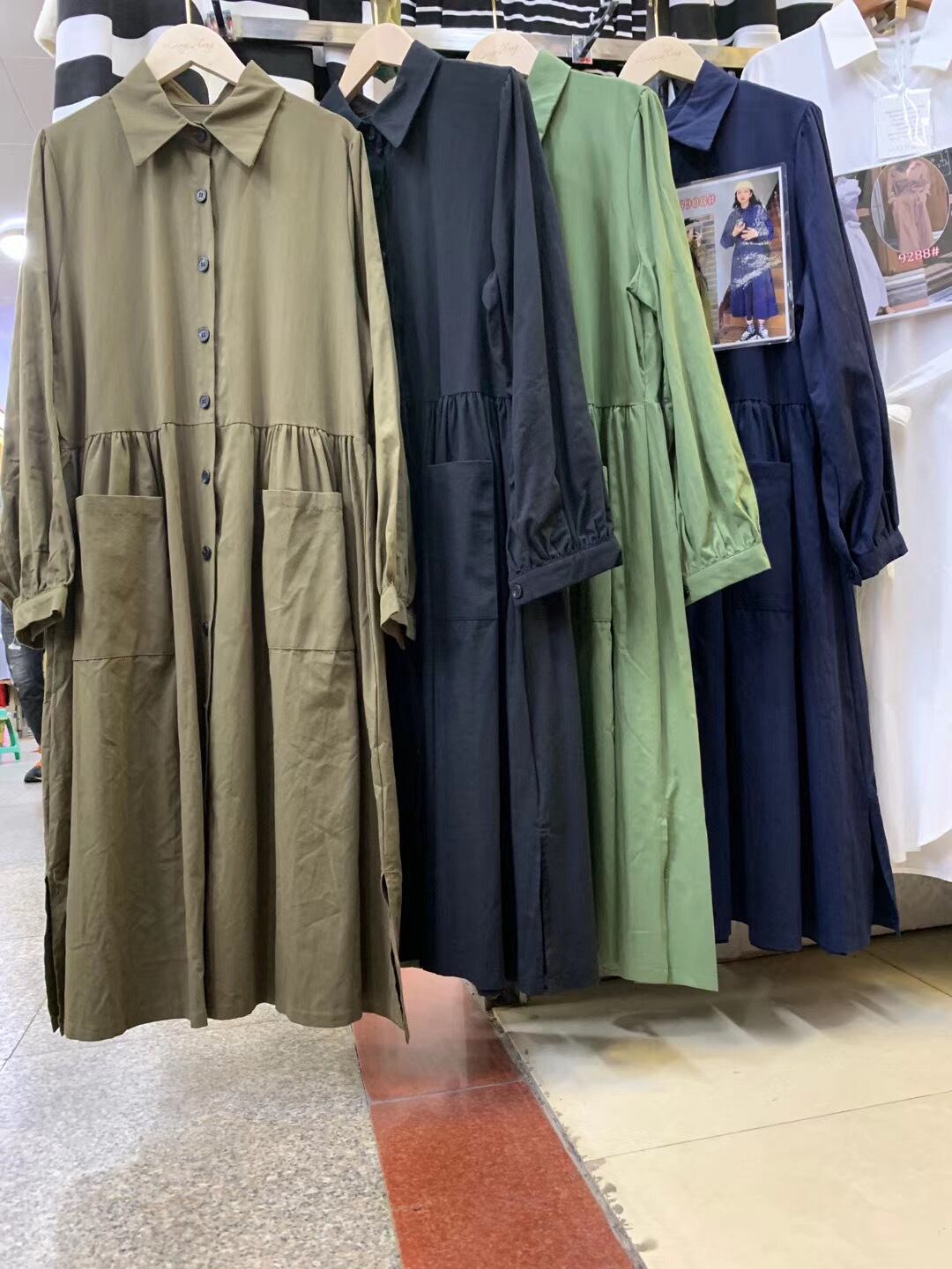 レギュラーカラーワンピース