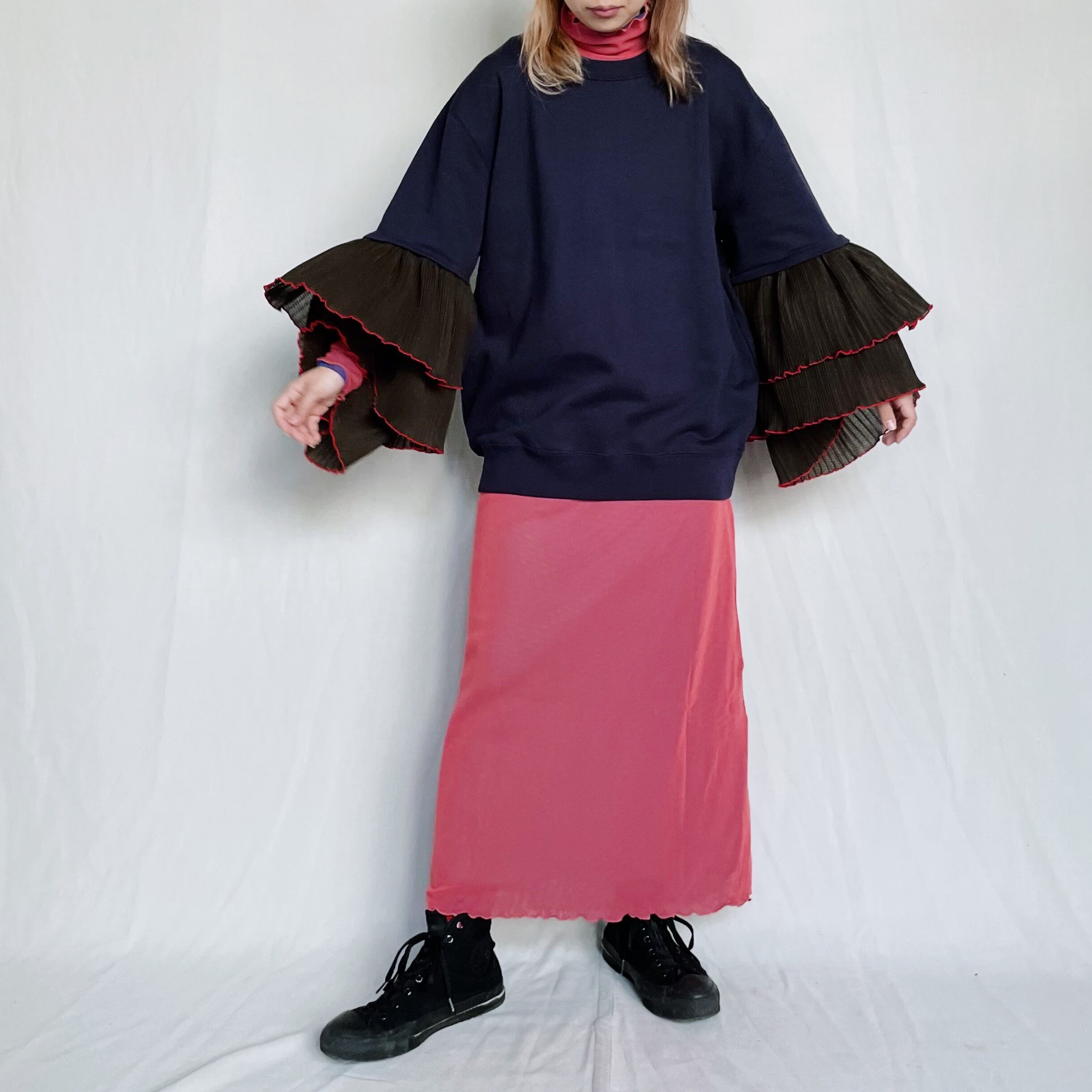 NON TOKYO ノントーキョー / FRILL LAYERD SLEEVE SWEAT / NAVY | coug