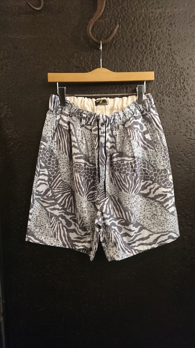 STRANGE TRIP "ANIMAL EASY SHORTS"