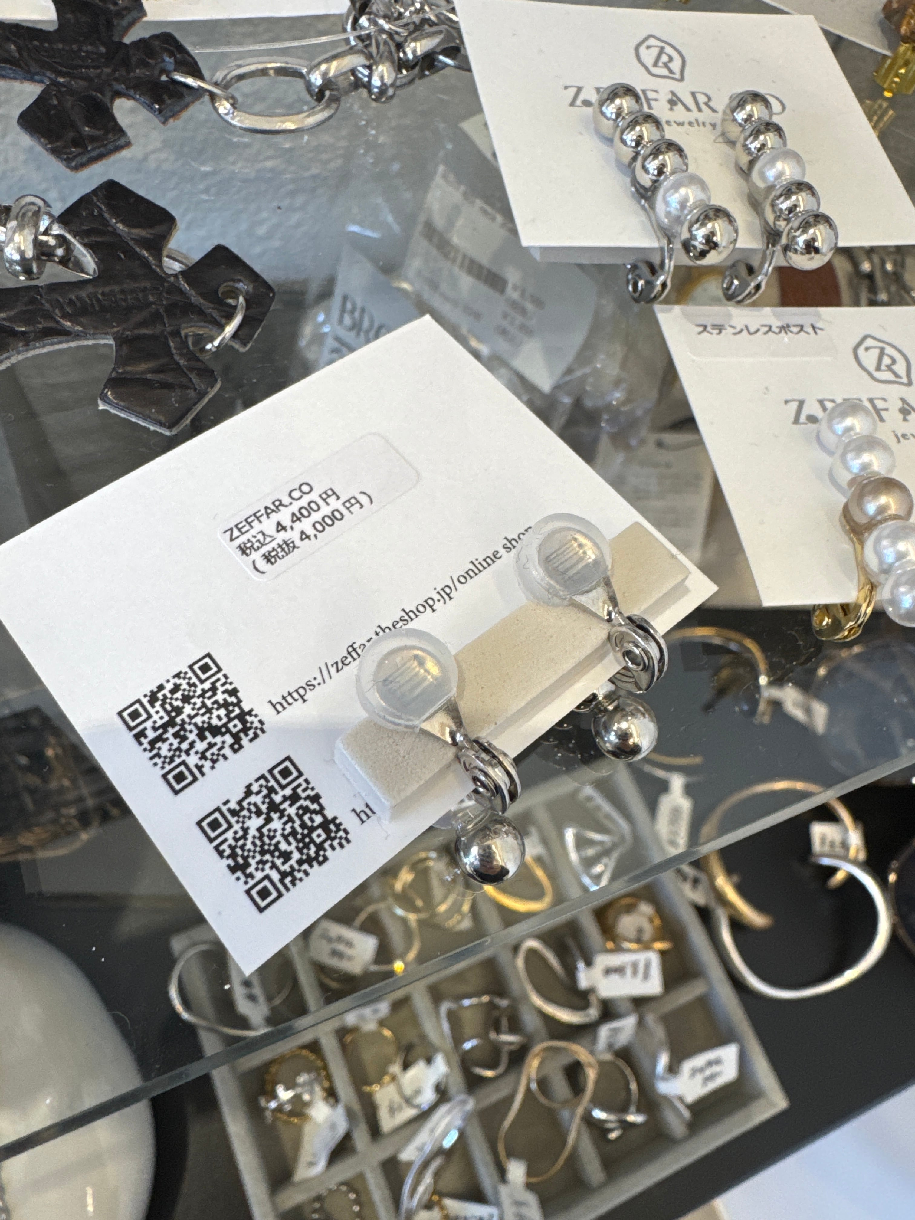 【ZEFFAR.CO】ピアス/イヤリング/イヤーカフ REN