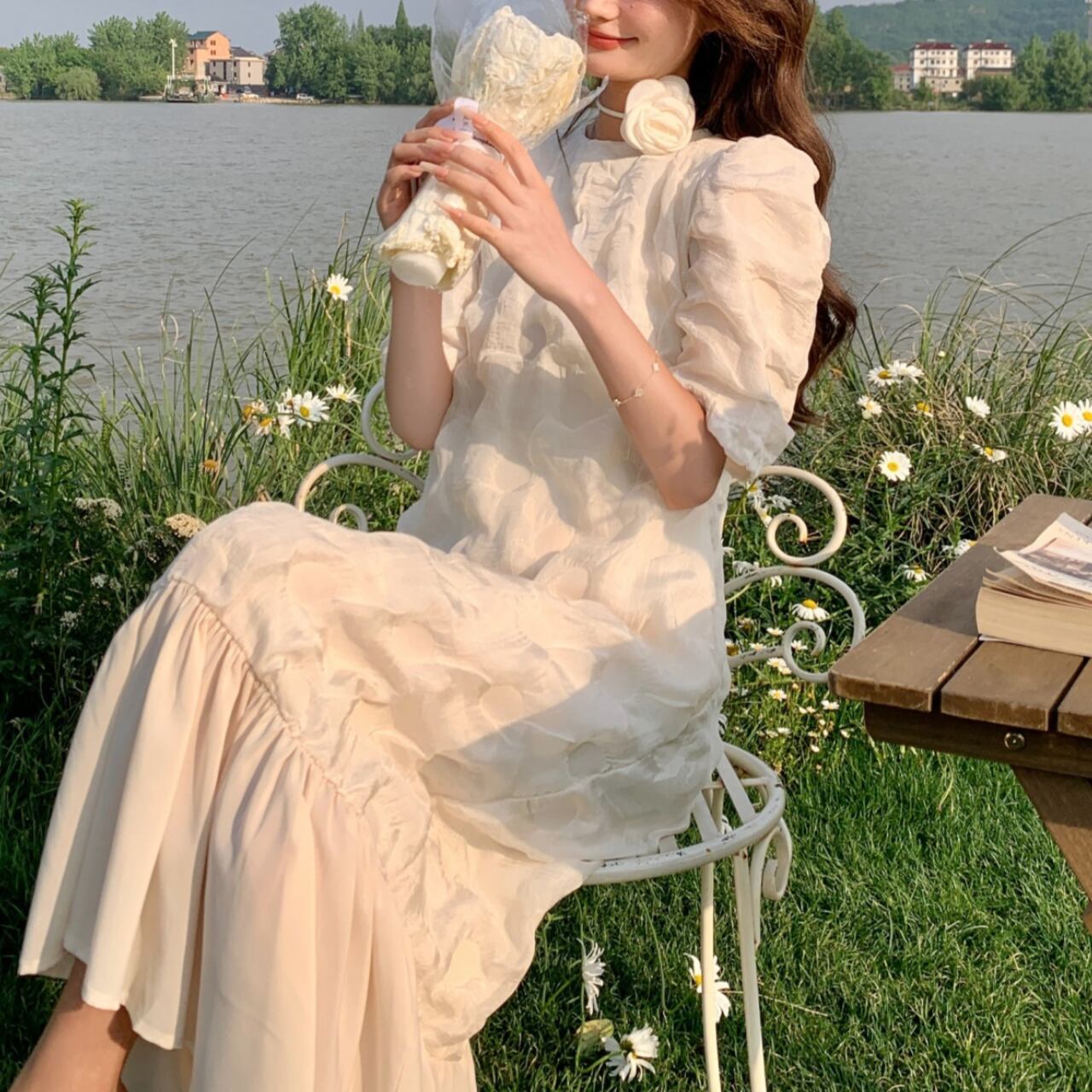 プリーツ パフスリーブ Aライン ワンピ