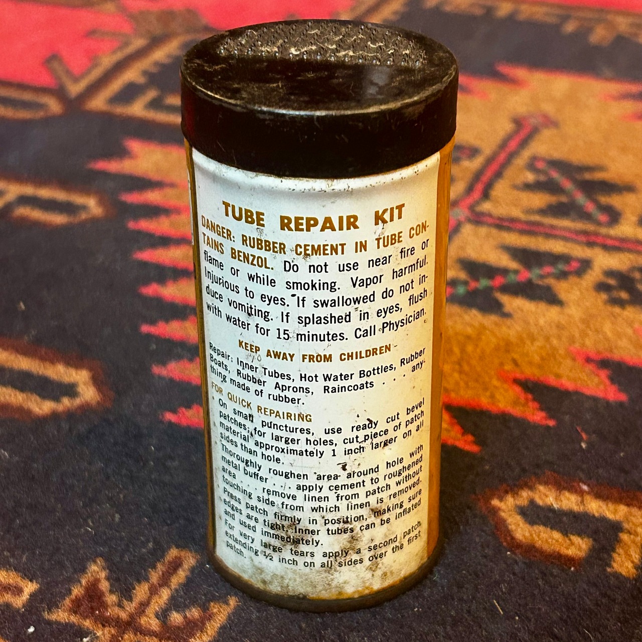 Sears  tube repair kit 缶　T-182