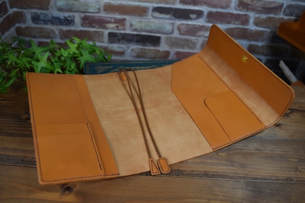 オーダーメイド制作例】ほぼ日手帳カズン（A5）サイズの手帳カバー（3