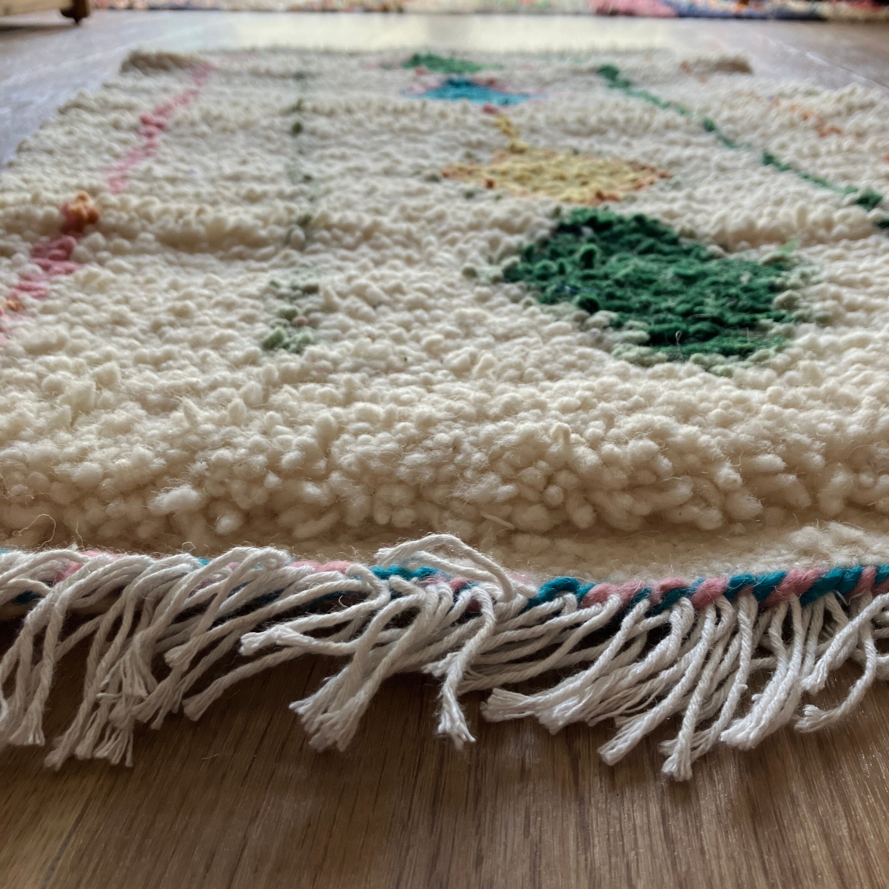 モロッコアジラルラグダイヤ柄