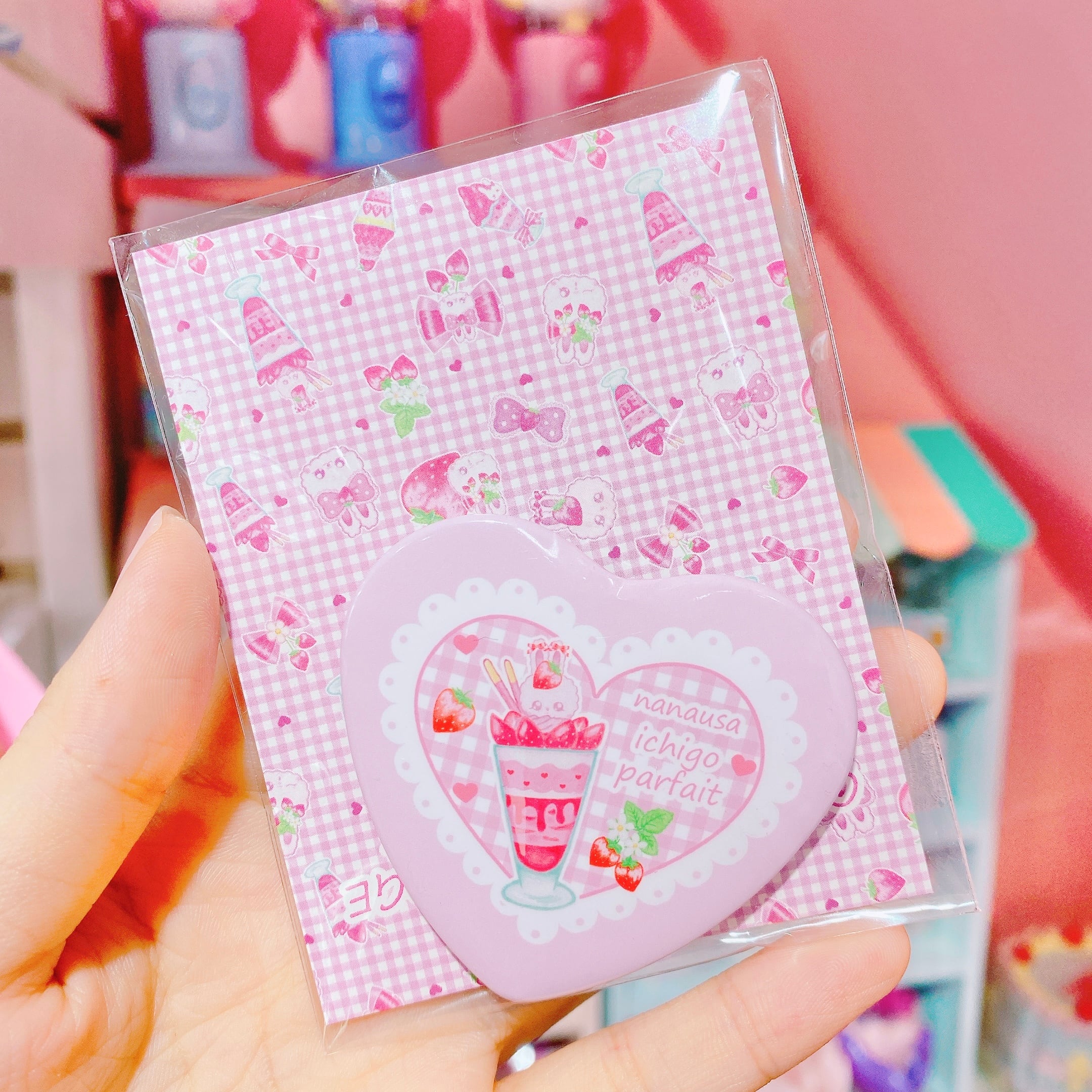 【E7】14-18缶バッジ