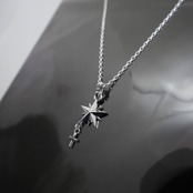 10P STAR with CROSS NECKLACE / 10ピークススター ウィズ クロスネックレス