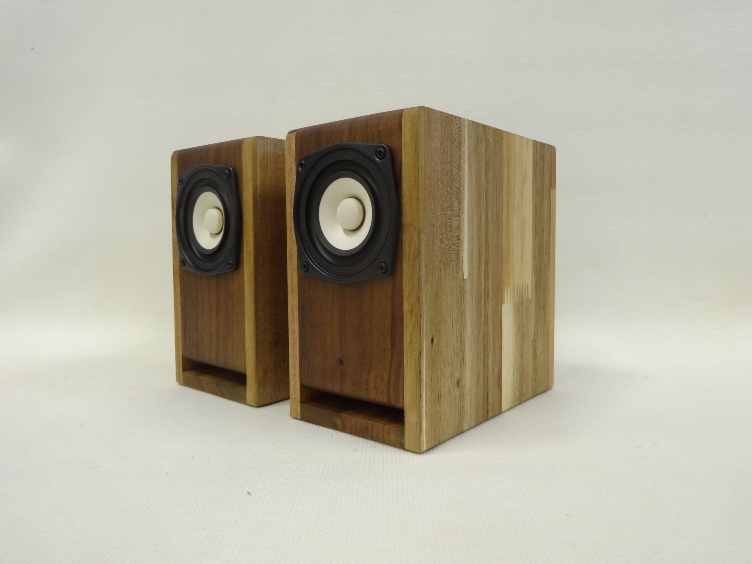 K O N O C O woodworks