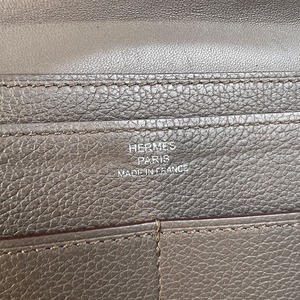 HERMES エルメス  ドゴンＧＭ ＳＶ金具 ポーチ欠損 Ｚ刻印 レザー 札入れ グレー A-9910