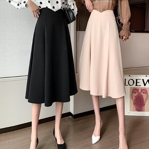 【送料無料】 ロングスカート 2色 スカート ロング ロング丈 膝丈 ひざ下丈 フレア Aライン プリーツ シンプル ドレープ かわいい 大人可愛い きれいめ カジュアル 大人 上品 おしゃれ お洒落 レトロ こなれ感 コンサバ系 ラフ とろみ感 抜け感 モード系 エレガント フォーマル 無地 秋 誕生日 結婚式 二次会 30代 40代 レディース 女性用 ママ ママ服 ママコーデ OL デート お出かけ お呼ばれ パーティー 休日 お茶会 女子会 授業参観 着回し 普段使い 韓国 定番 プチプラ 着痩せ