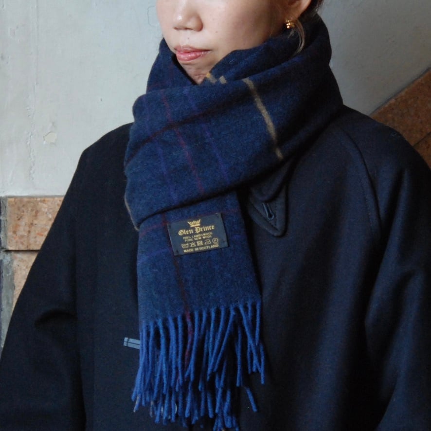 GLEN PRINCE pure new wool stole - navy check - / Scotland