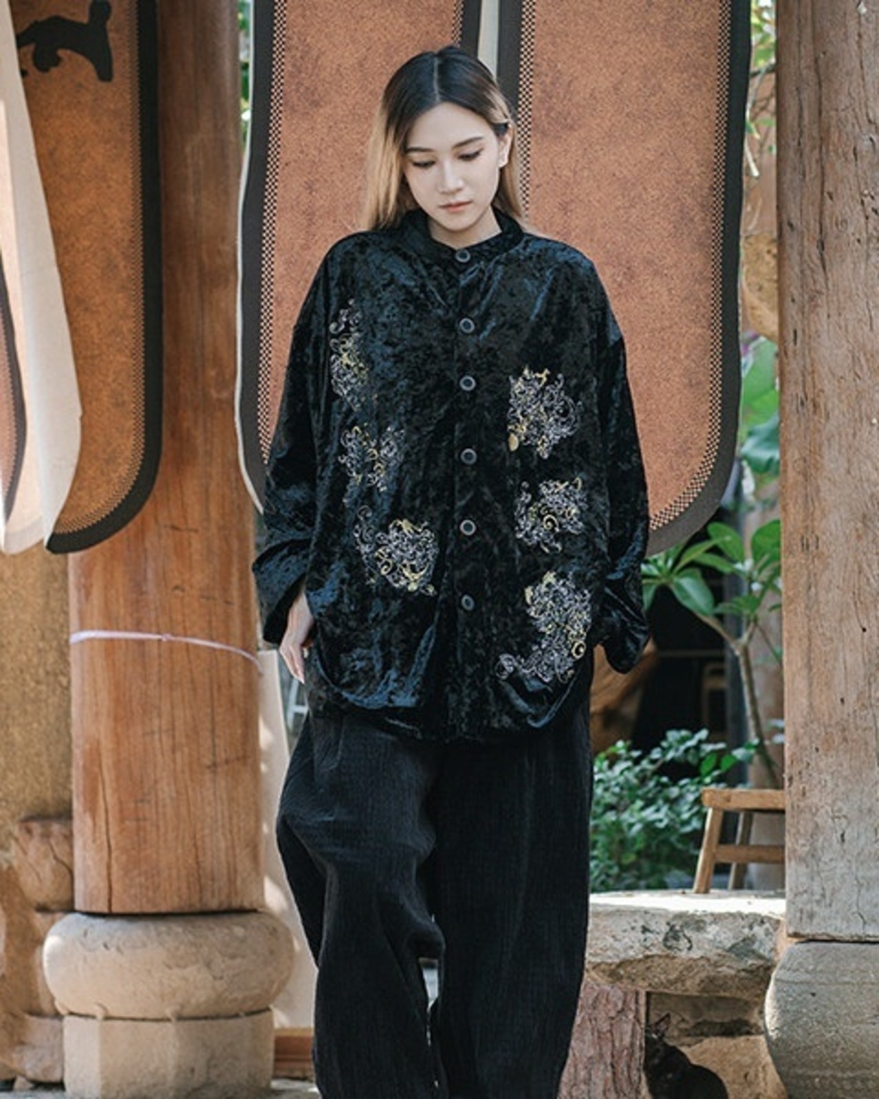 獅子 embroidery Shirt【G1136】