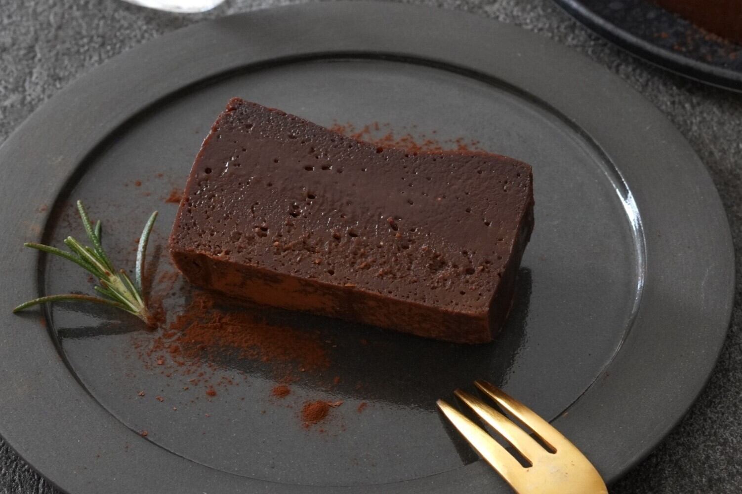 純米大吟醸酒粕の濃厚テリーヌショコラ チョコレート | アテノオヤツ
