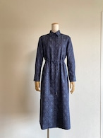 07　幾何柄ドローコード使いシャツドレス　