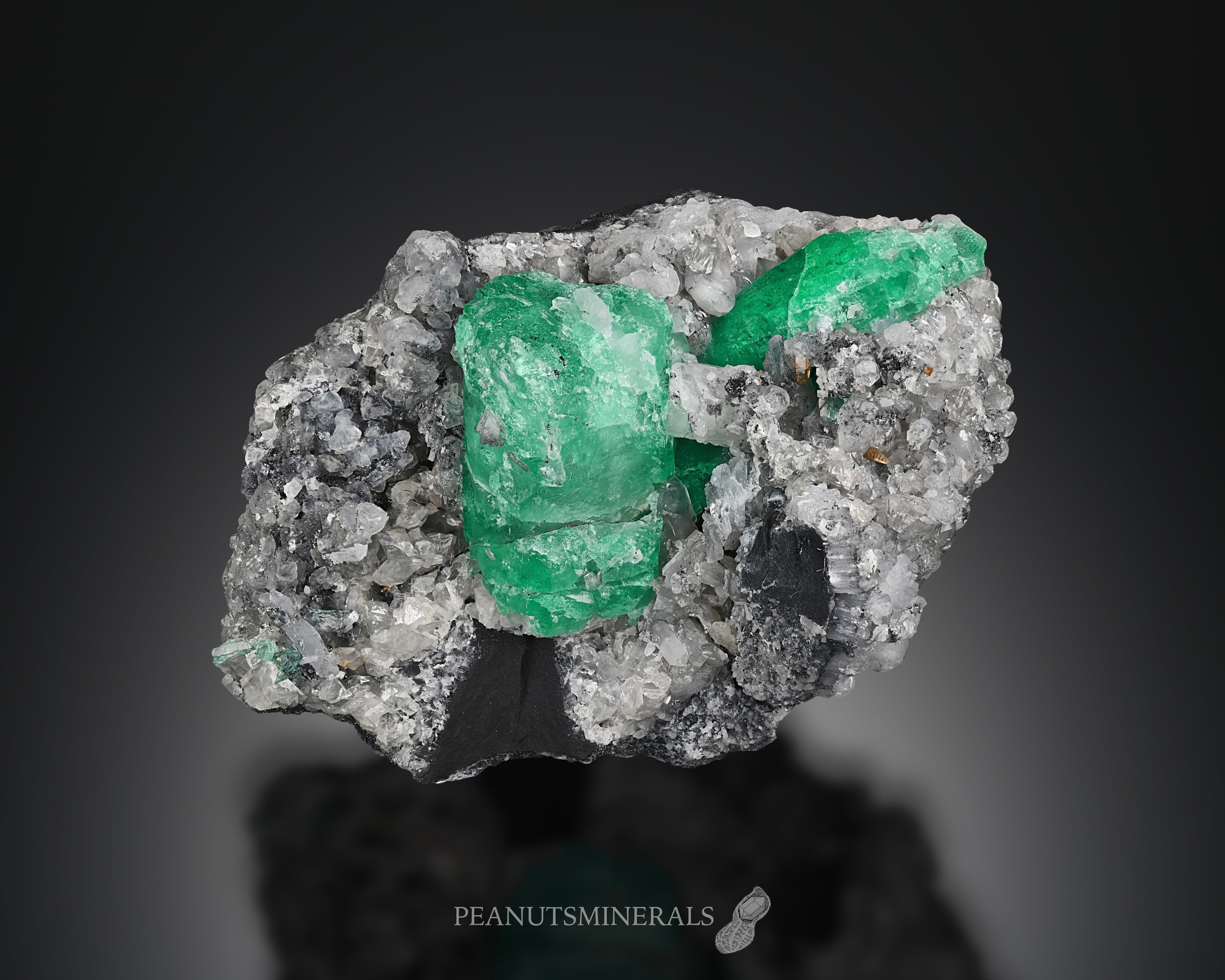 エメラルド / カルサイト / パリサイト【Emerald with Calcite & Parisite】コロンビア産