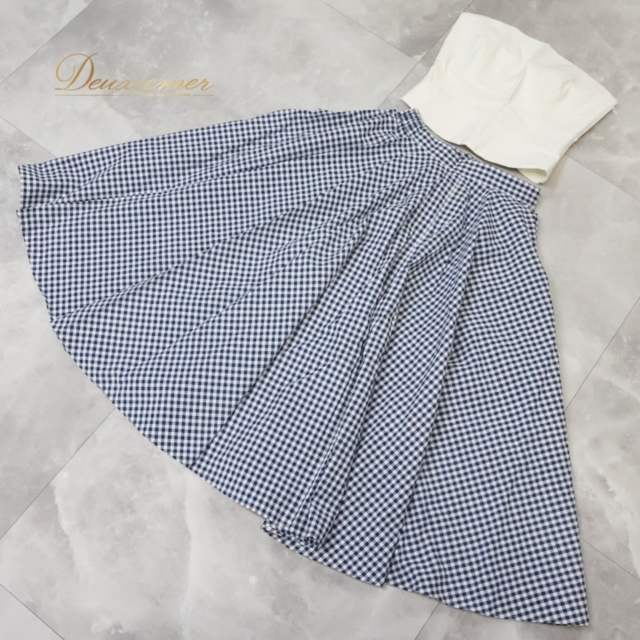 フラダンス 衣装 ツーピース セットアップ 上下セット ホワイト系 ブルー系 シンプル 無地 チェック柄 チューブトップ かわいい 爽やか 華やか 明るい 鮮やか ハワイアン アロハ フラ ダンス レッスン 練習 カジュアル おしゃれ エレガント レディース