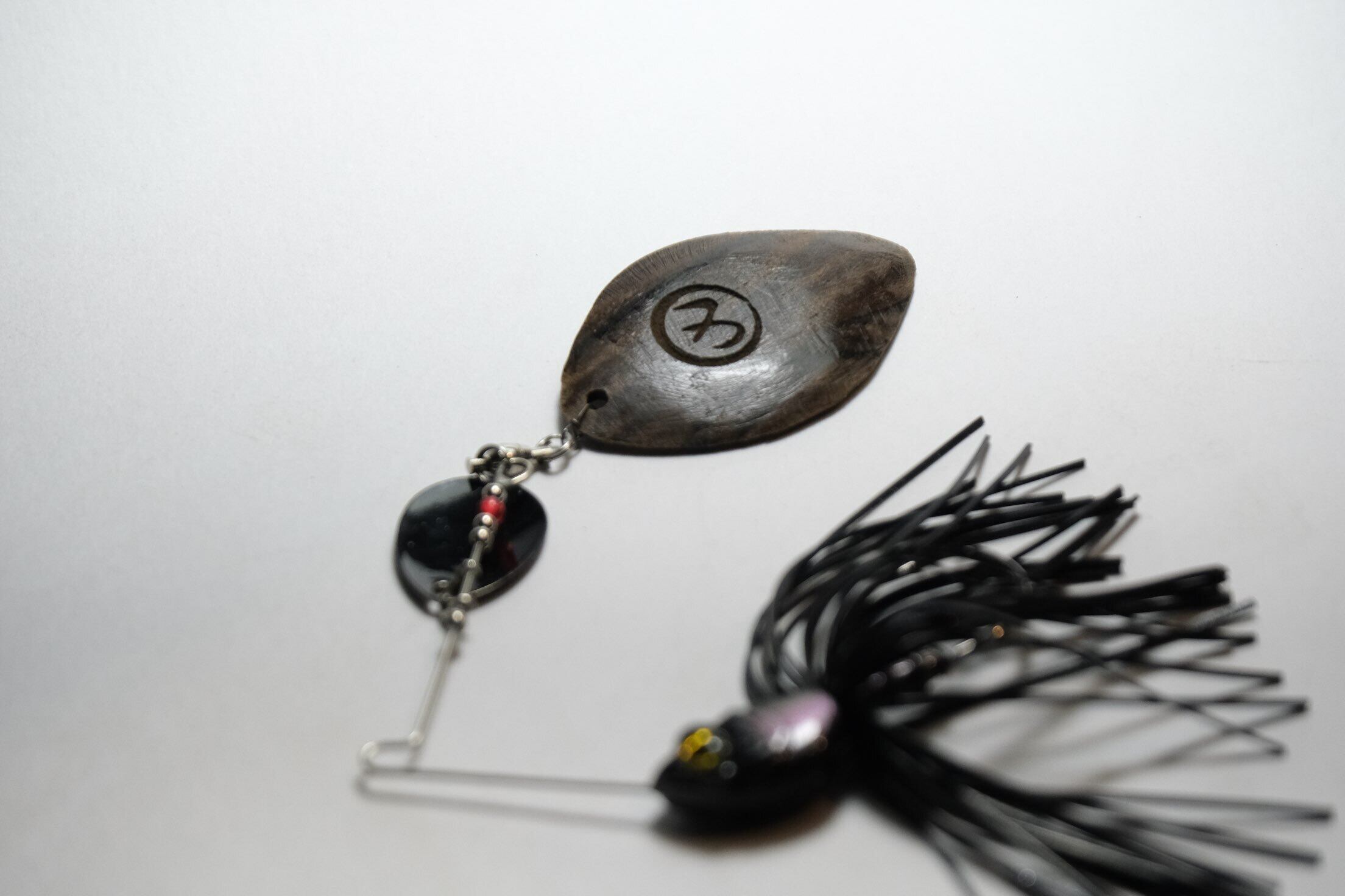 スピナーベイト用の黒檀ブレード