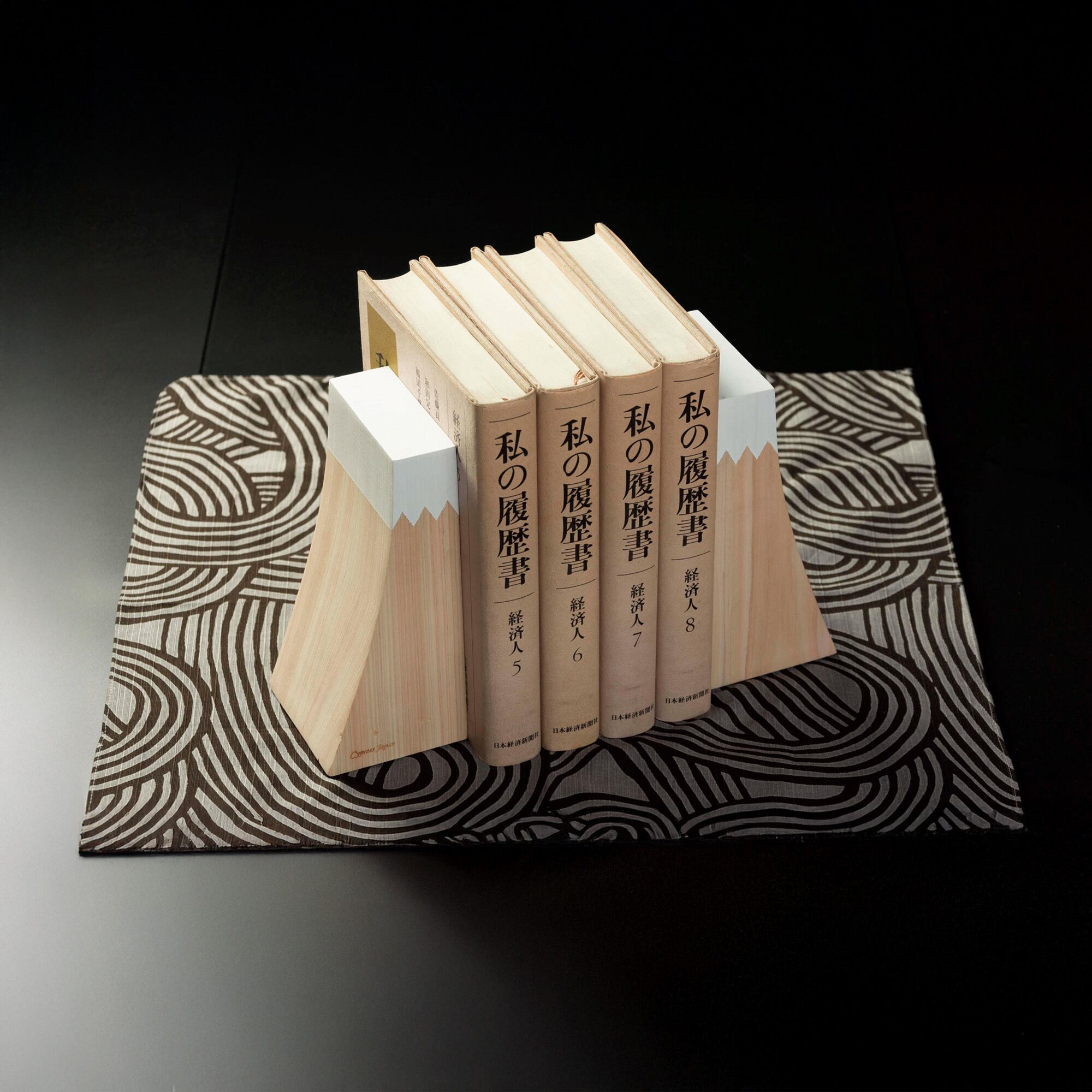 檜ブックエンド・富士山 | cypressjapan-サイプレスジャパン