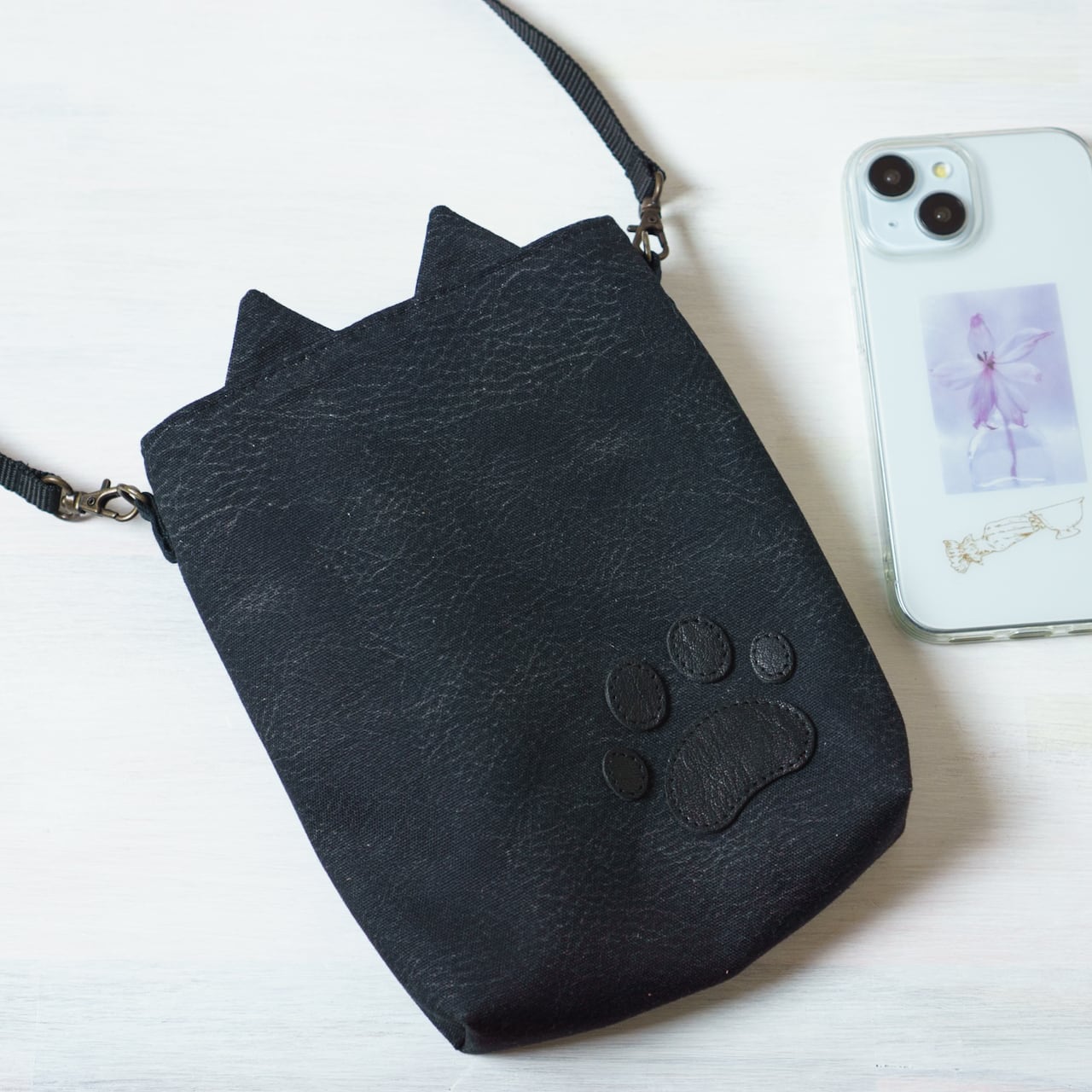 猫耳ポケット付き　にゃんこ巾着ショルダー ポシェット 持ち手変更可能★ 猫耳ポケット付き にゃんこ巾着ショルダー ポシェット 持ち手変更可能