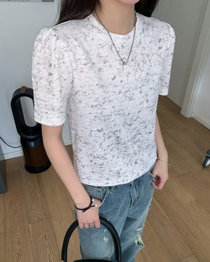 パフスリーブクルーネックTシャツ A1064