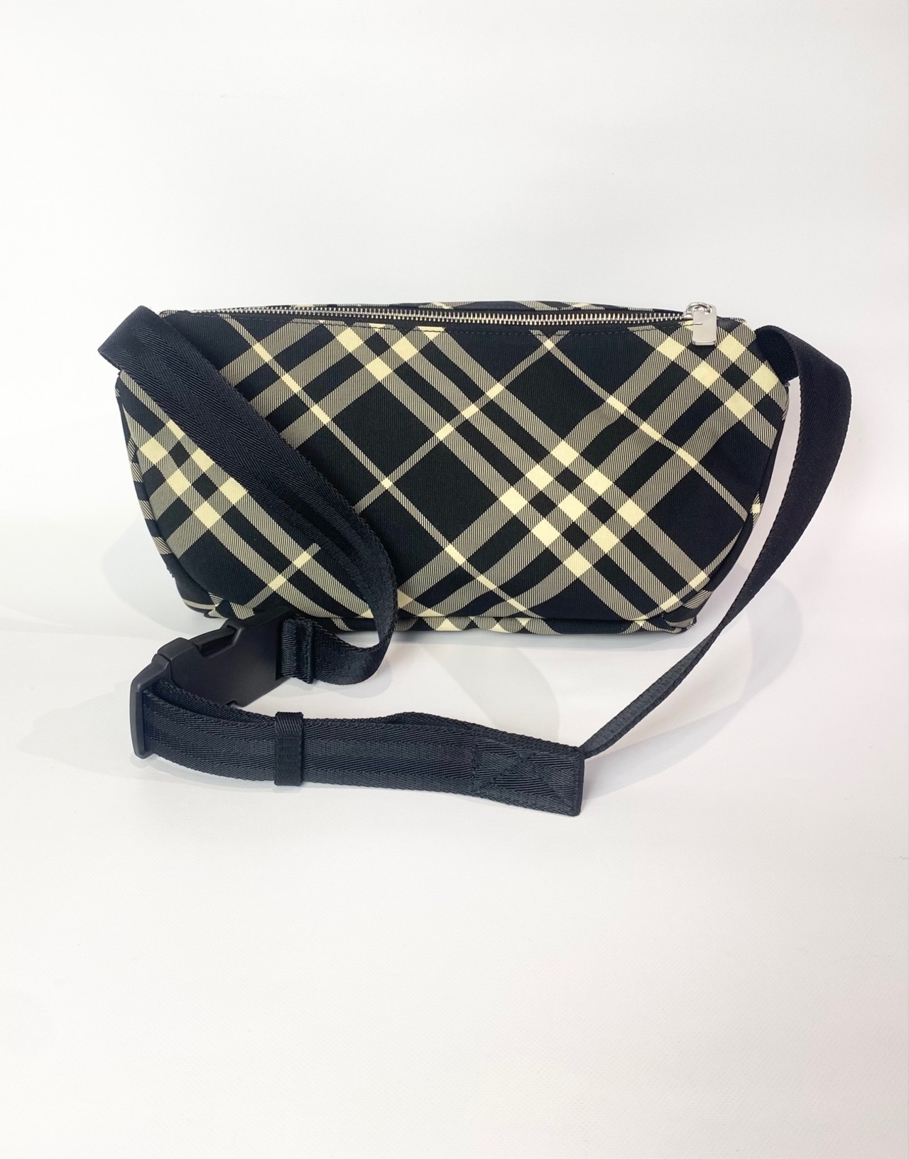 バーバリー ボディバック ウェストポーチ メンズ 8093780/B8687