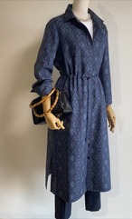 07　幾何柄ドローコード使いシャツドレス　