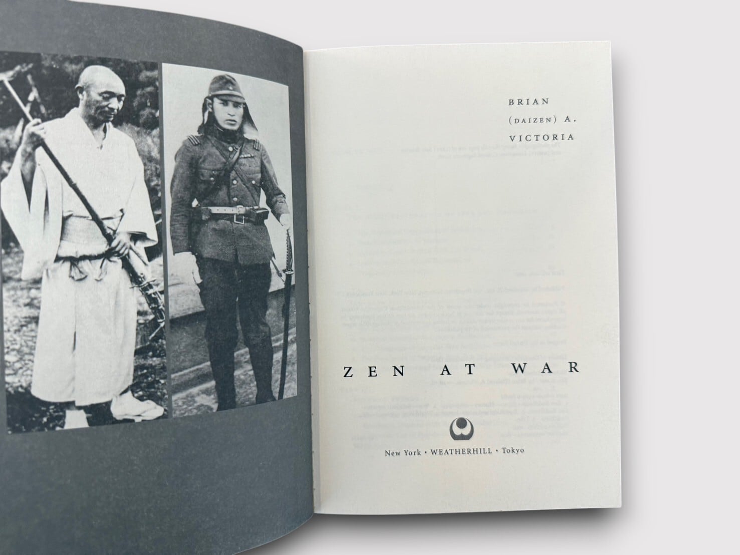 SJ550】【FIRST EDITION】Zen at War(1997) /Brian Daizen Victoria