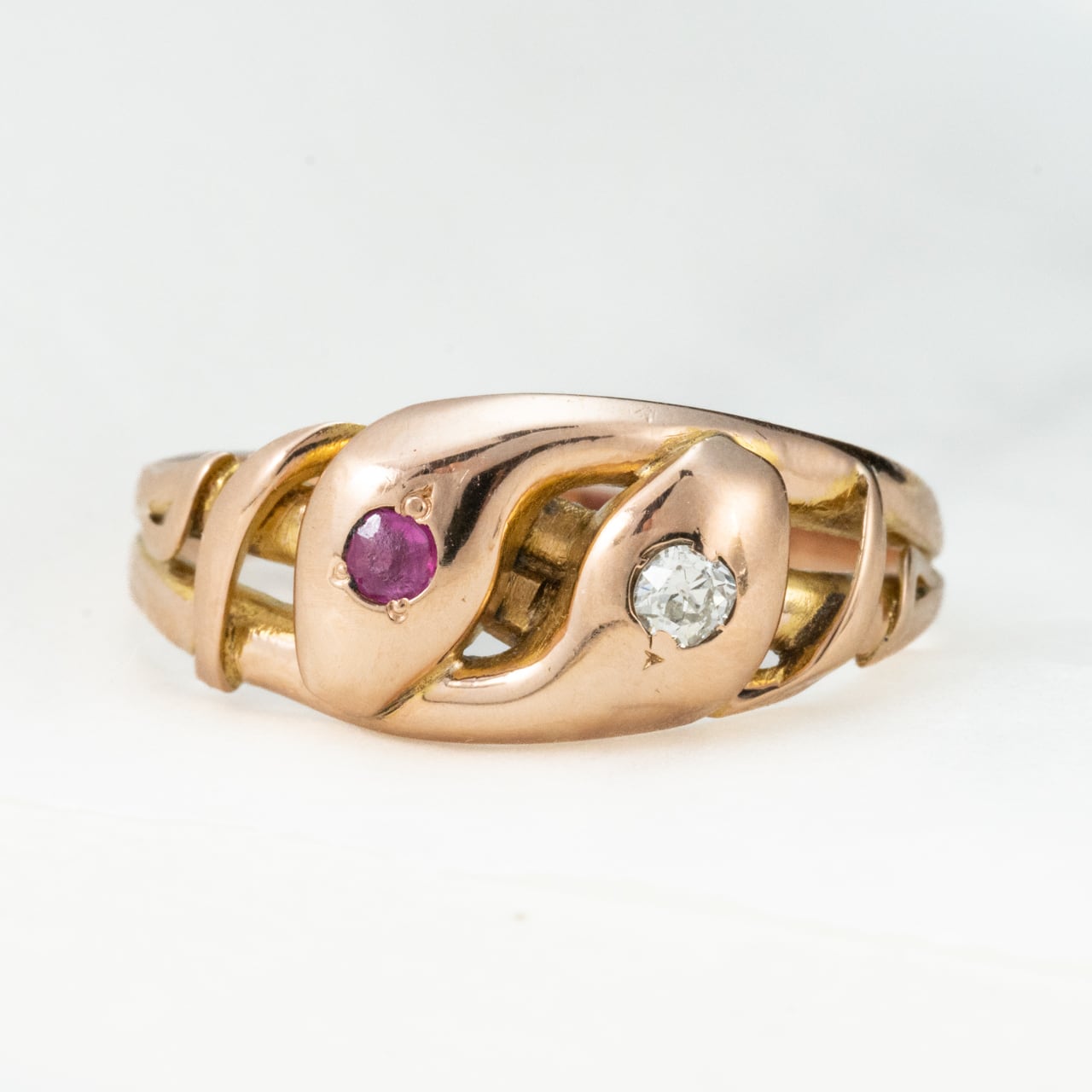 フランス アンティーク ジュエリー K18 オールドヨーロピアンカットダイヤモンド ルビー 蛇モチーフ リング|スネークデザイン 指輪 Daisy Ring DR00752