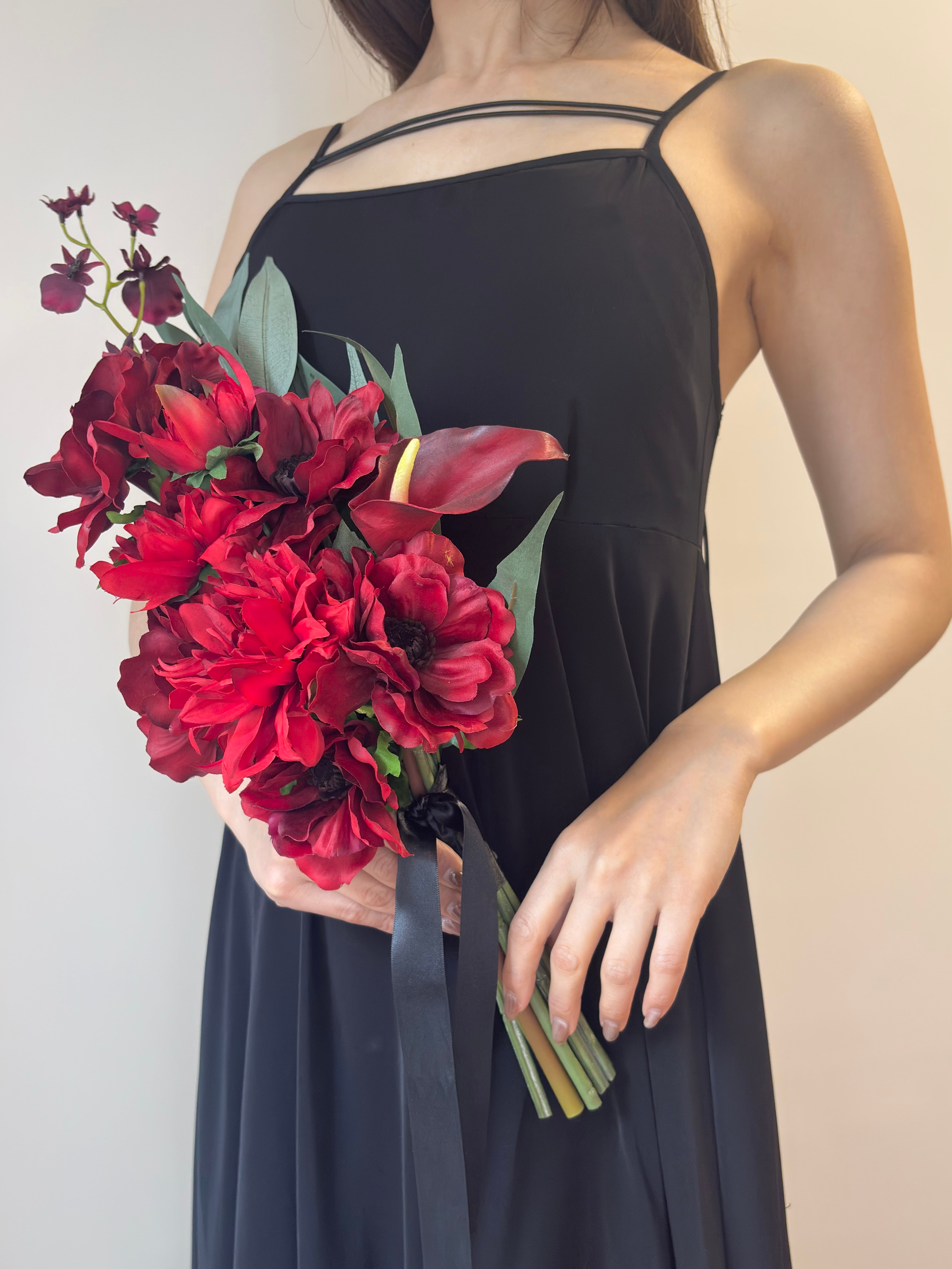 ブートニア付】ボルドーカラーの造花ウェディングブーケ｜シックな結婚