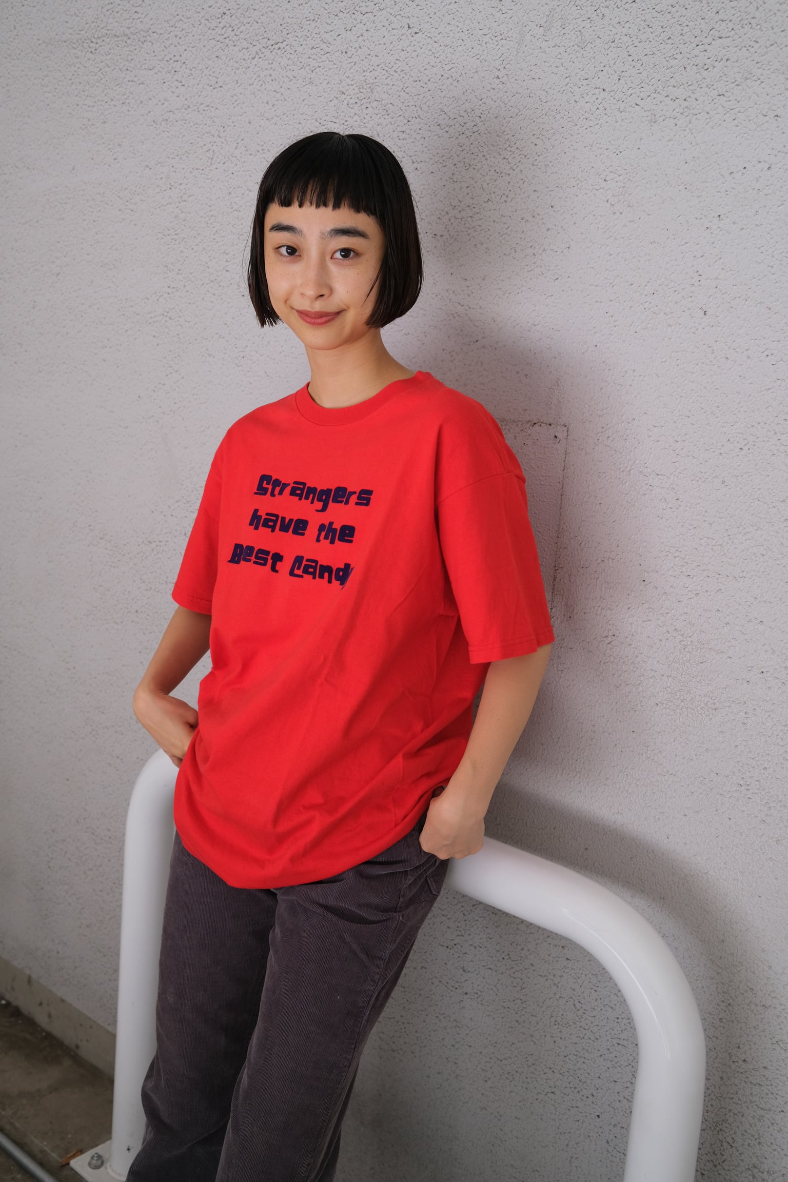 strangers have the best candies Tシャツ
