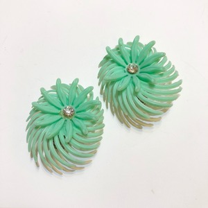 Vintage green fether earrings