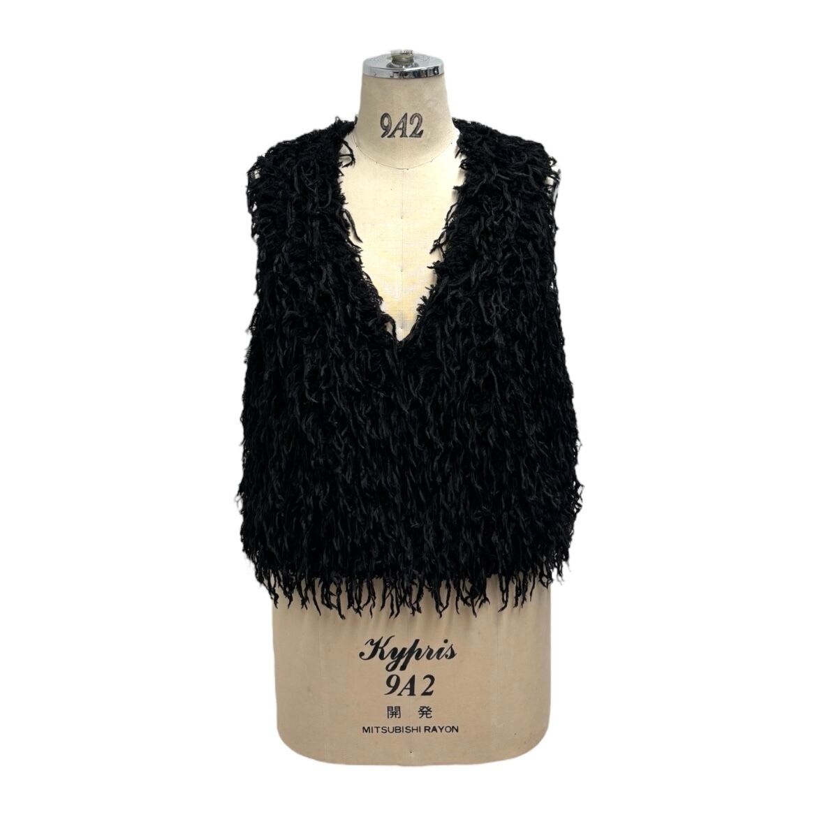 ayane エコフェザーVネックベスト(N) | whispermusee