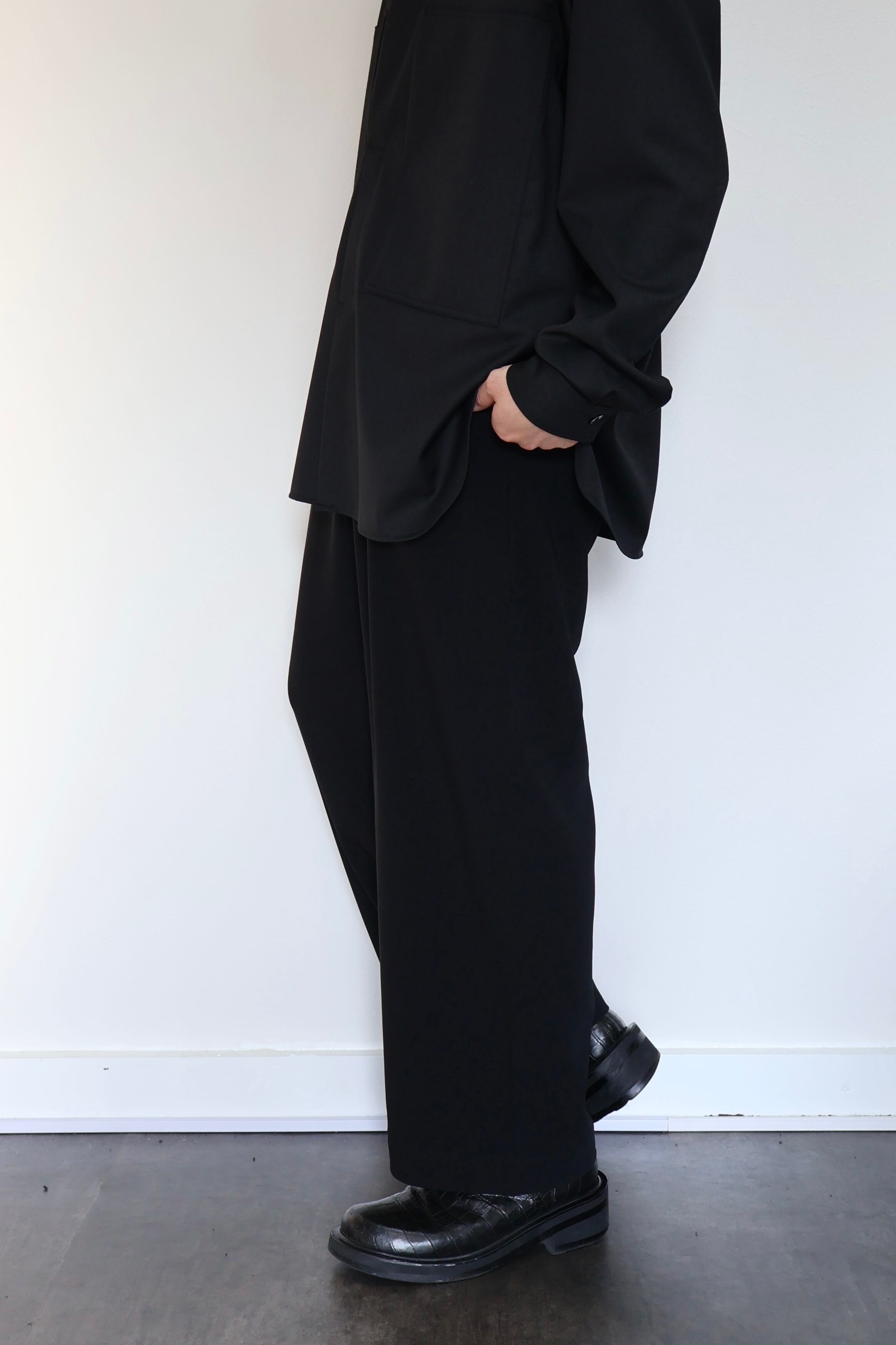 ROTOL Fluid Relaxed Trousers -BLACK- | OoaLL