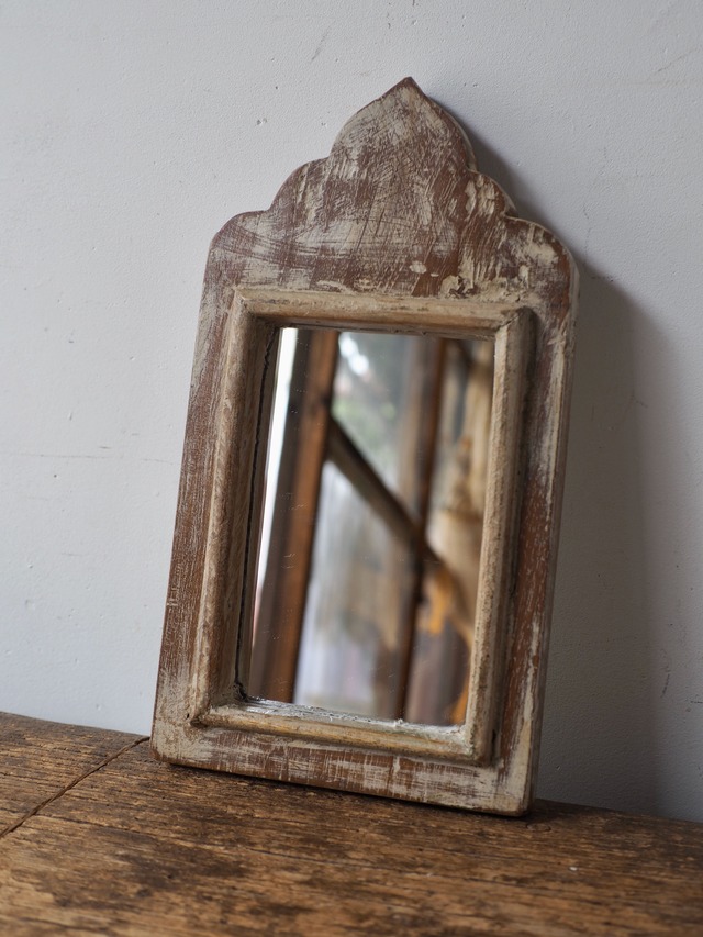 Mirror (S)