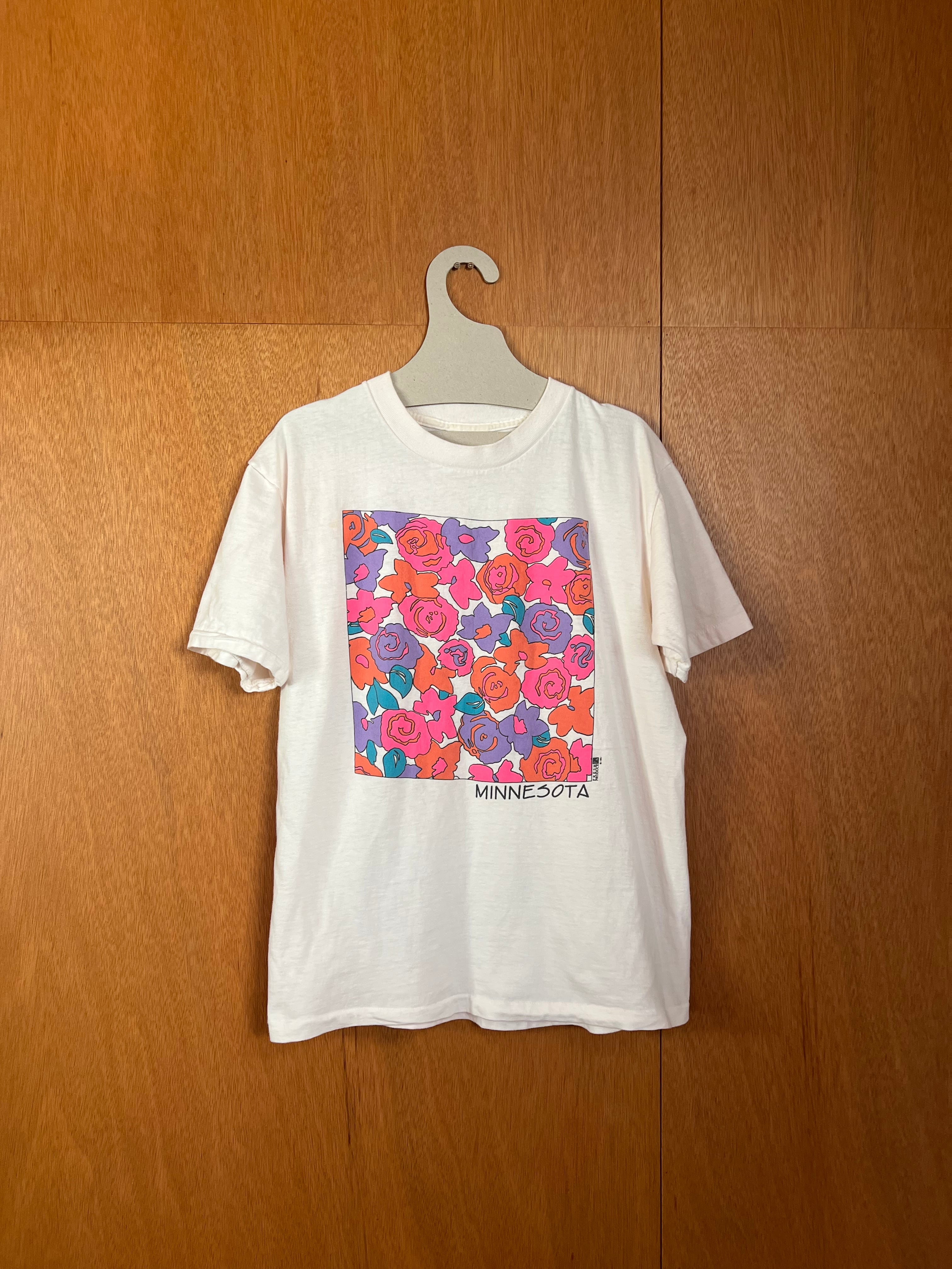 90s Minnesota Flower Souvenir Tshirt
