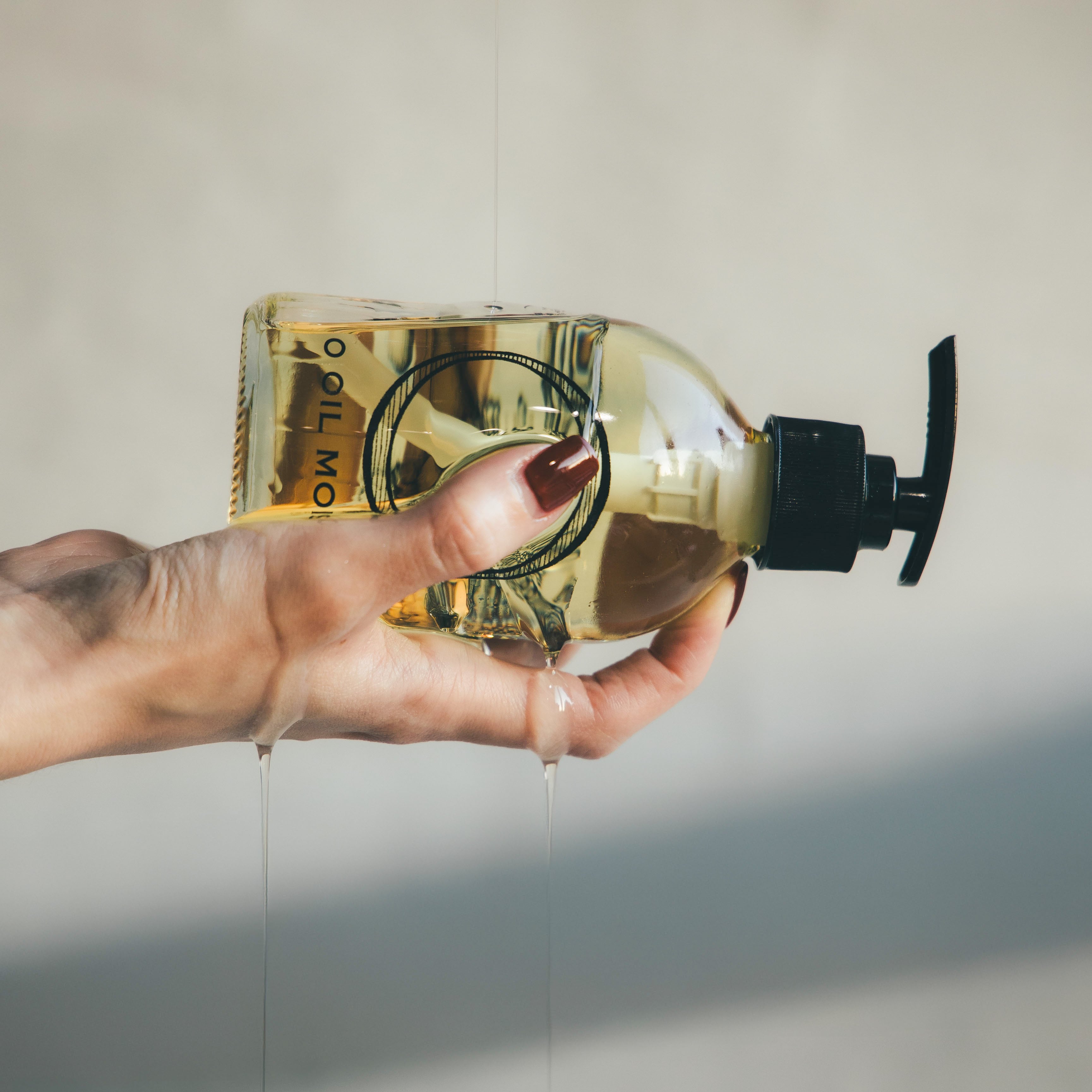 オー・オイル モイスト 250ml | O SKIN & HAIR - 公式オンラインストア