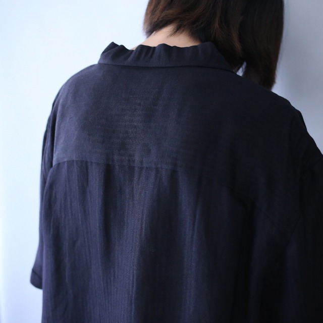 "刺繍" symmetry design loose silhouette black mode shirt