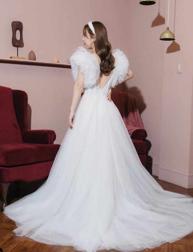 ウェディングドレス ロングドレス スレンダードレス チュール 長袖