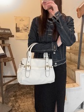 Strccture square belt bag