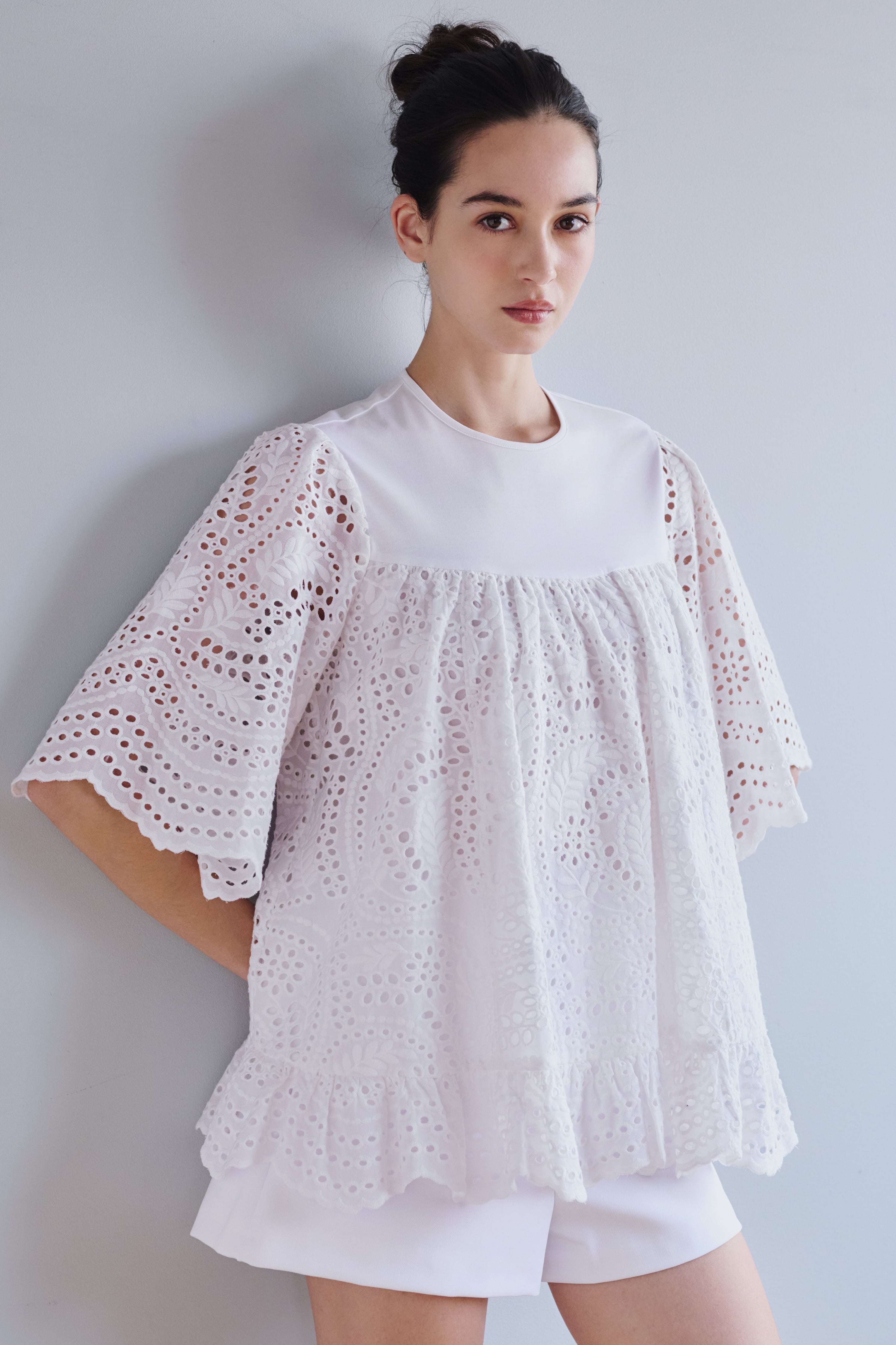 アミカキッズLOUNGE LOGO SWEAT WHITE TOPS｜トップス・ブラウス・スウェット・ニット | AMICA・kids
