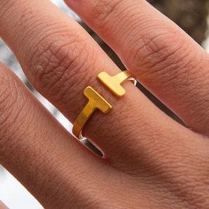T Letter Square Ring 【GOLD】