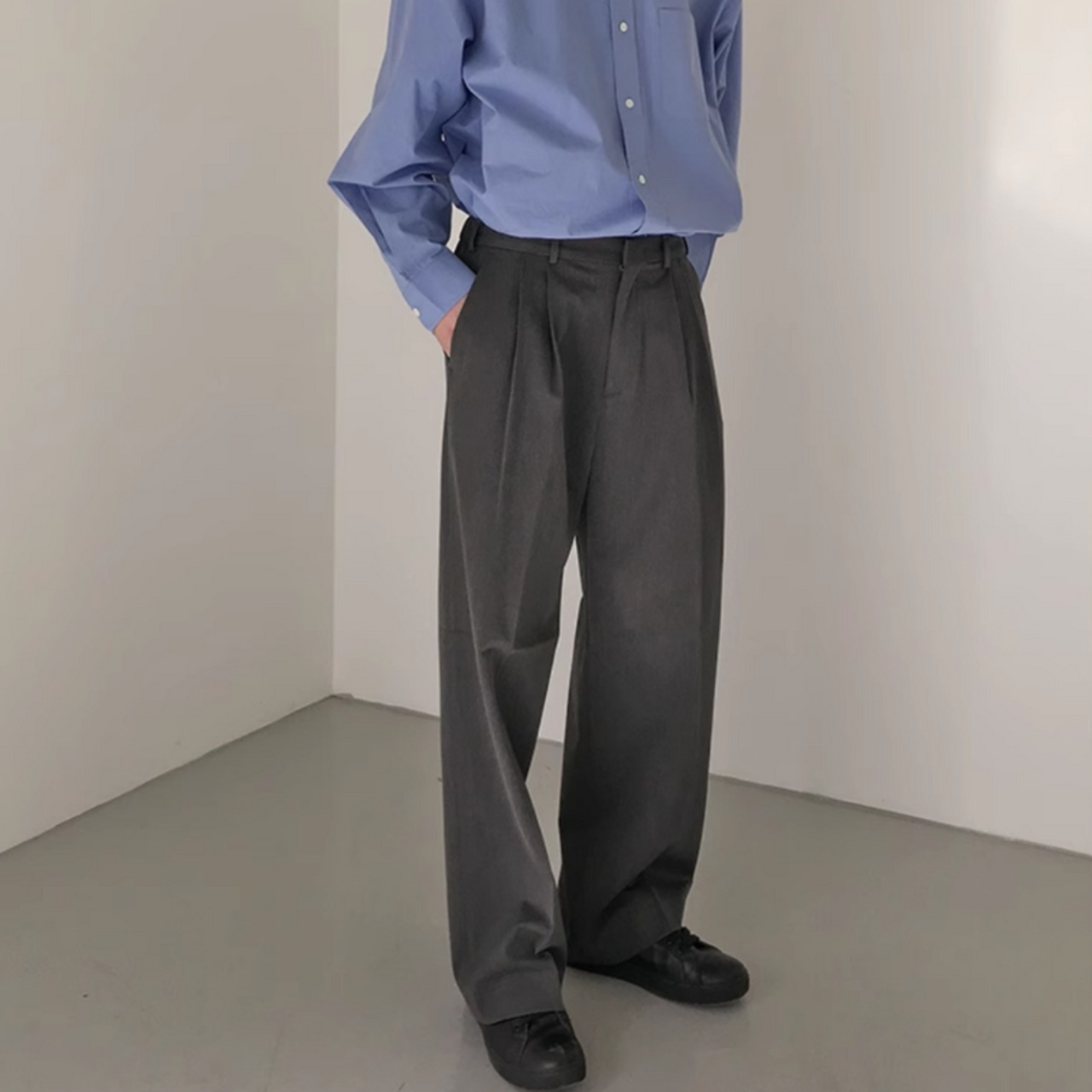 モダンシンプルテーパードパンツ　0798