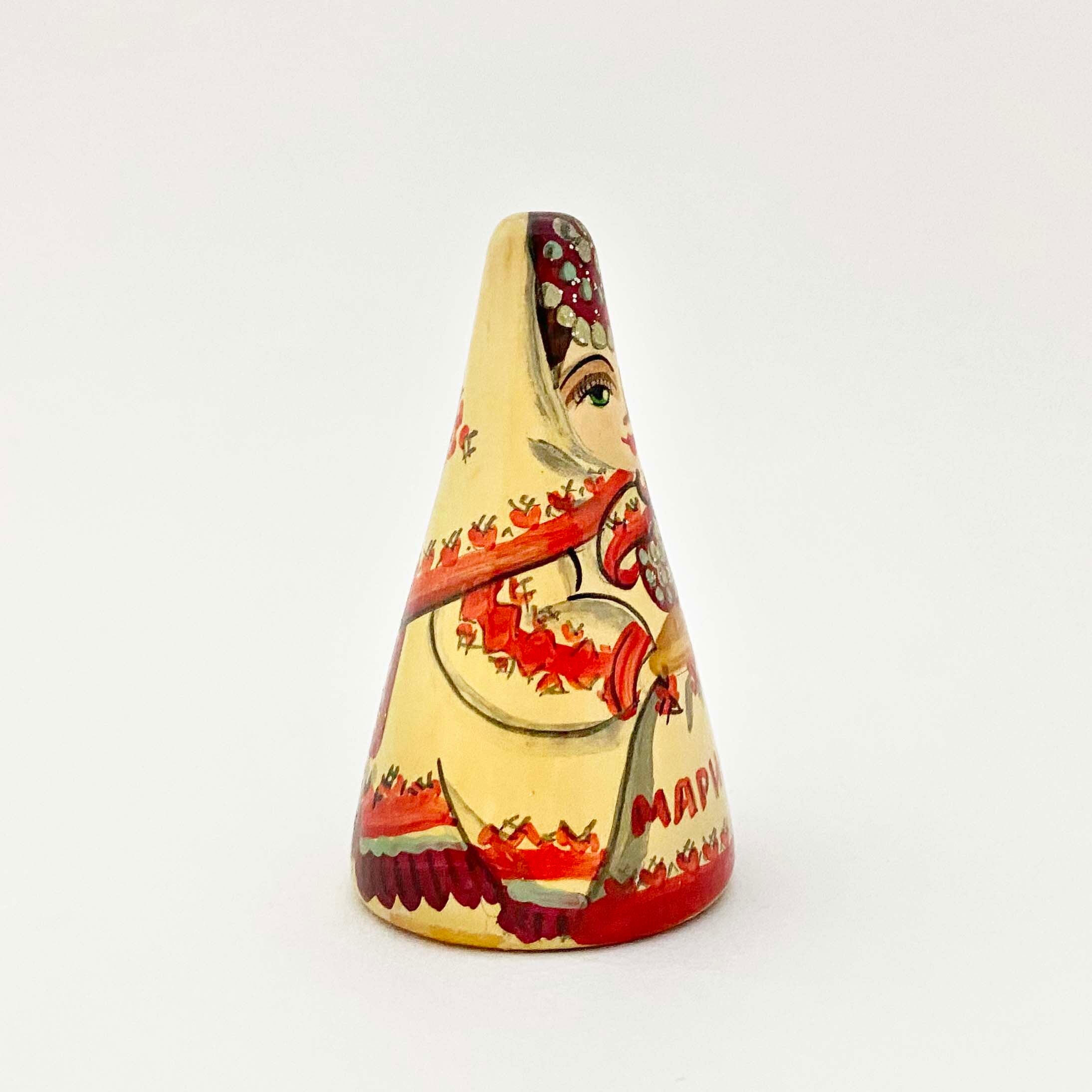 マリエル共和国 木人形